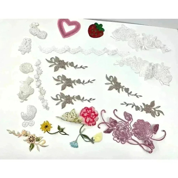 21 PC FLoral Heart Sewon Iron On Patches Applique Mixed Variety Assorted NEW - Picture 1 of 10